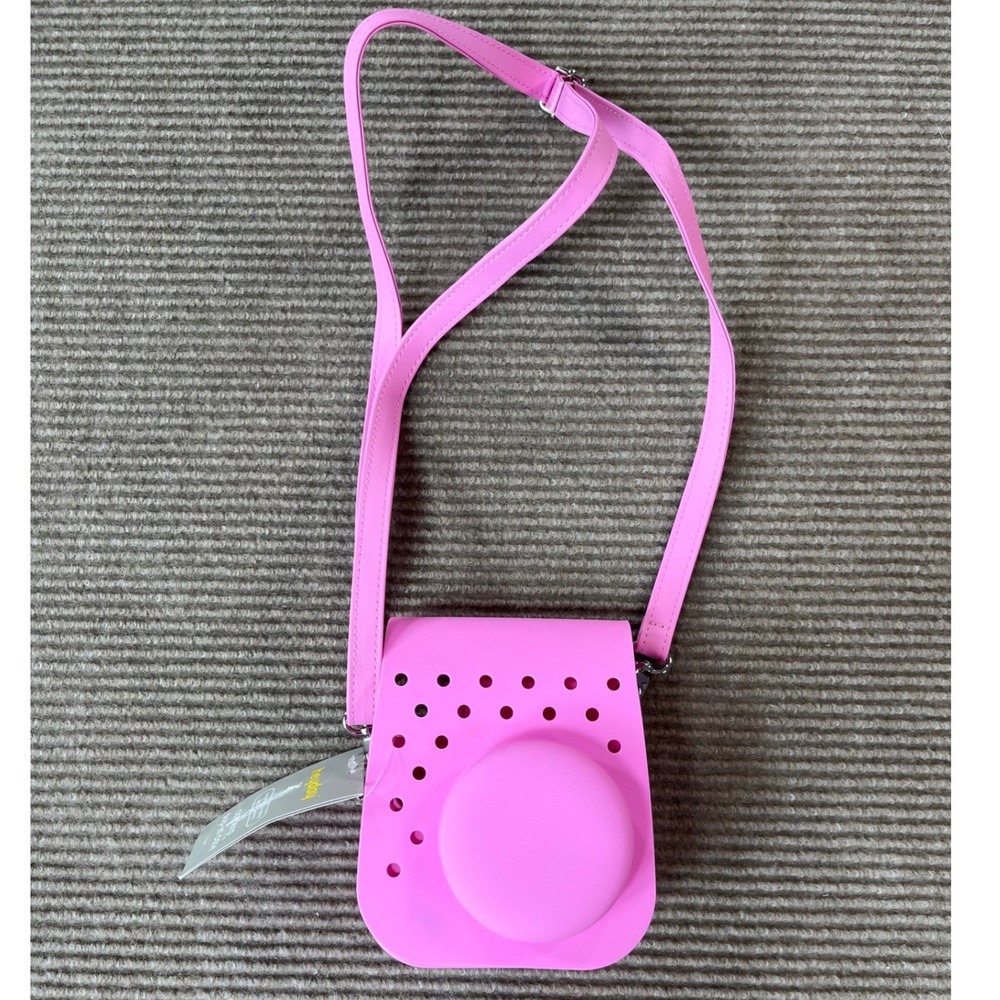 heyday Pink Silicone Camera Pop-In Case Crossbody Bag Adjustable Strap NWT